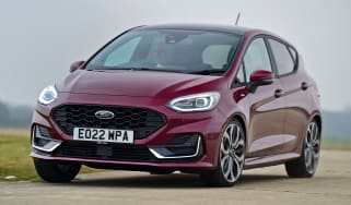 Ford Fiesta facelift - front cornering